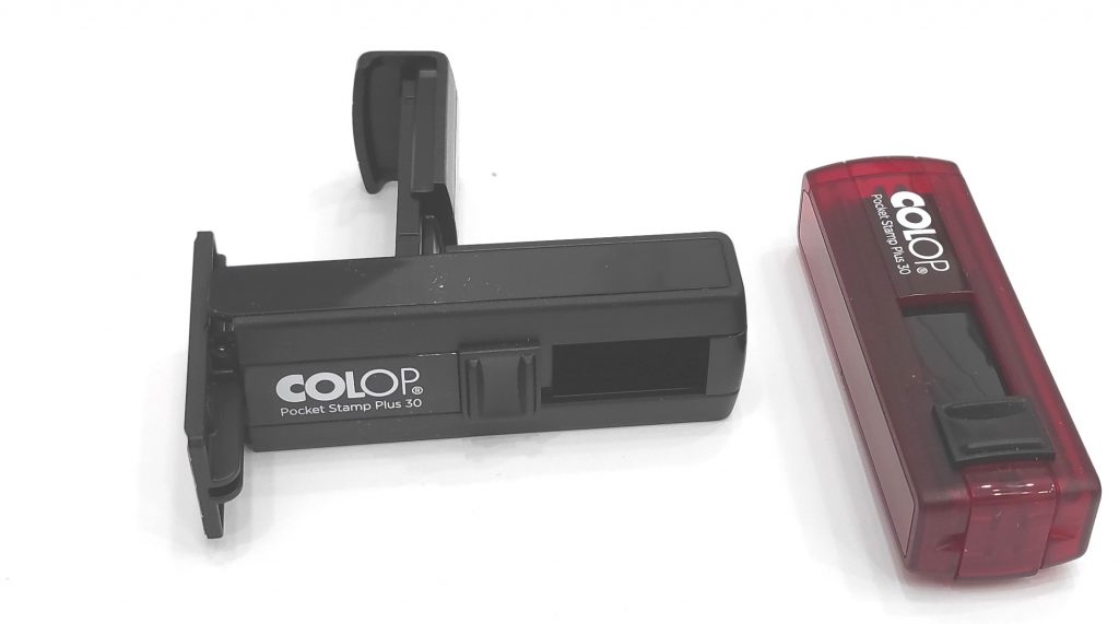 Σφραγίδα τσέπης μικρού μεγέθους – ιδανική για φορητή επαγγελματική χρήση.